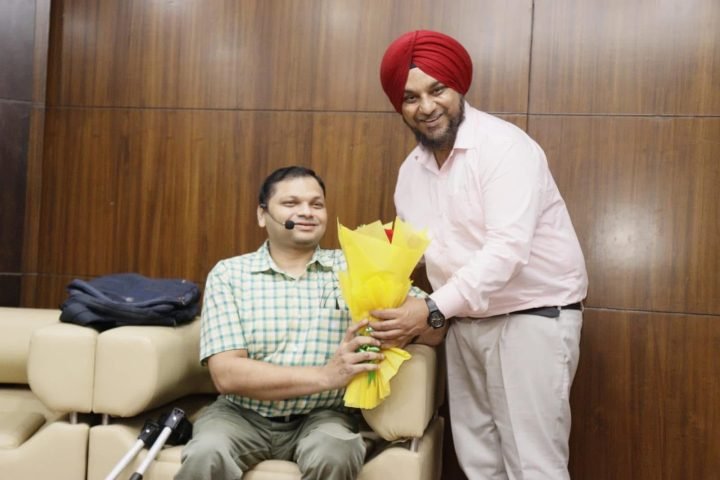 Honouring the speaker